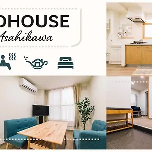 Tkd House アパート